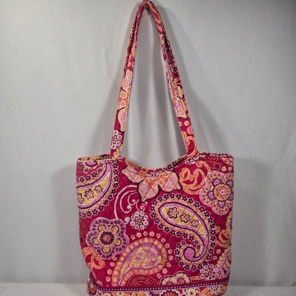 Vera Bradley Raspberry Fizz Floral Quilted Purse Tote Shoulder Bag Magnet Close